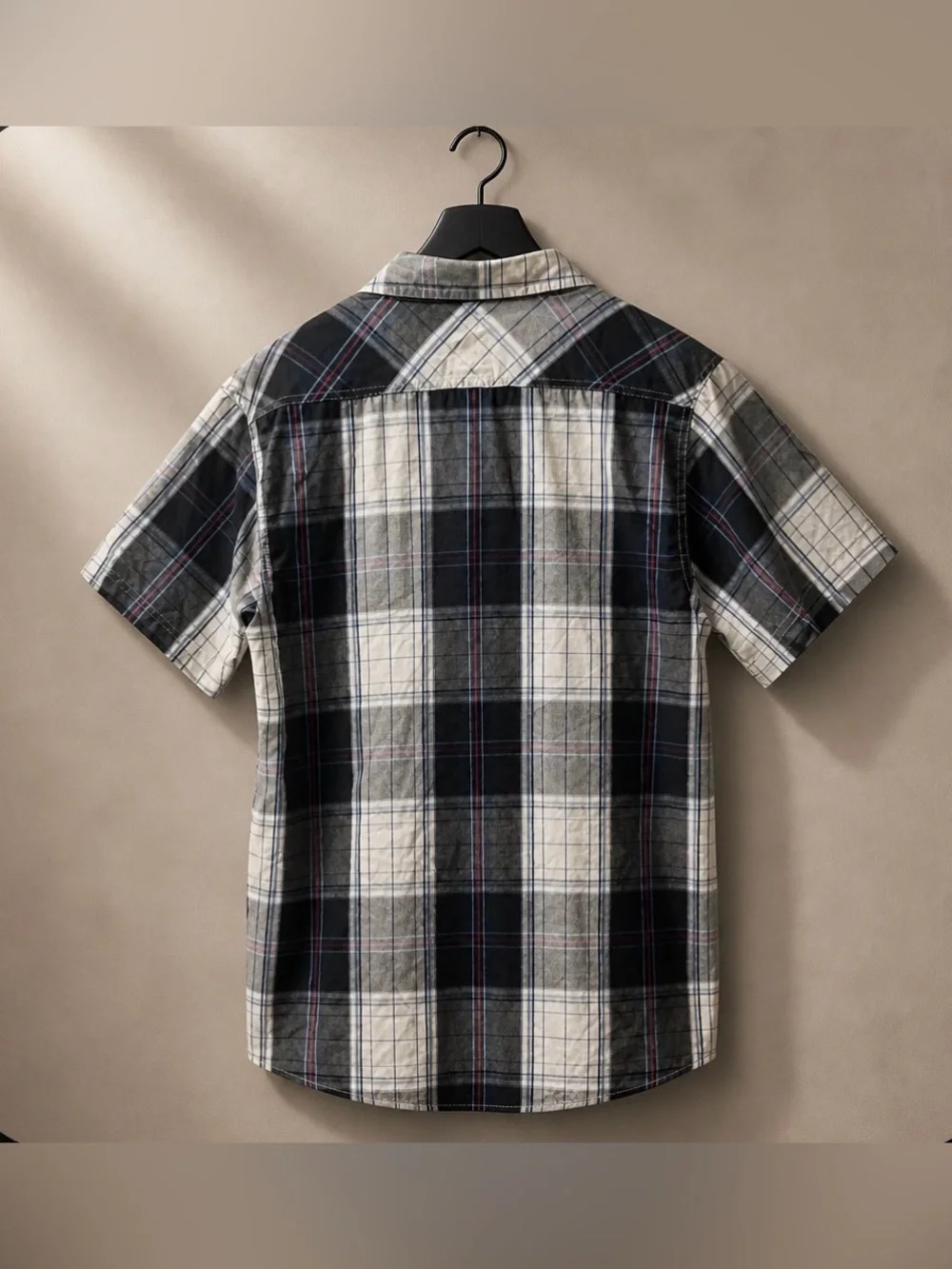 Levi's Short-Sleeve Plaid Button-Down Shirt in Black and Cream